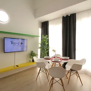 https://apartamentos-romero-luna.1costadelsol.com